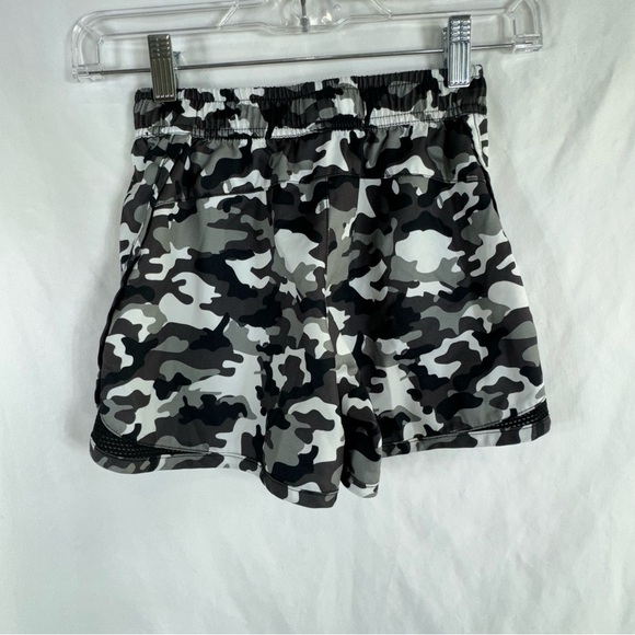bcg Girl’s Gray Camo Basketball Shorts - Picture 3 of 6